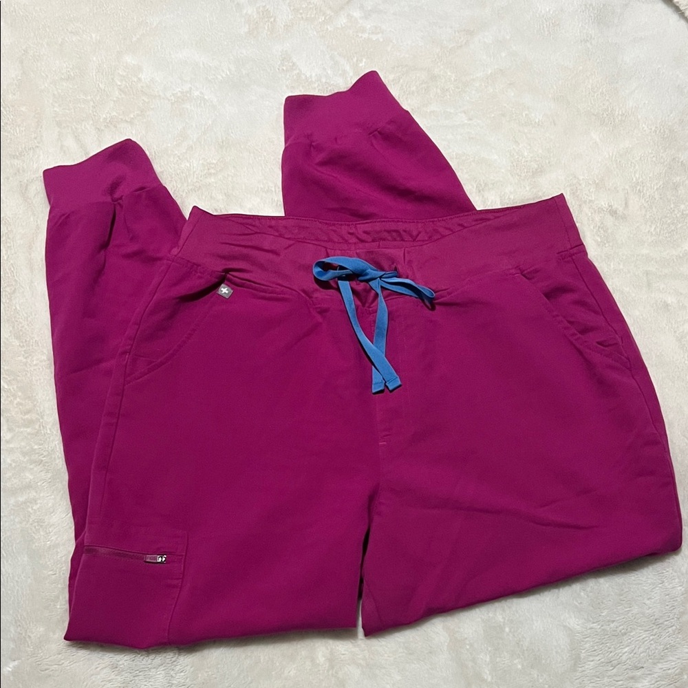 Figs Magenta with Blue Drawstring. Size medium.